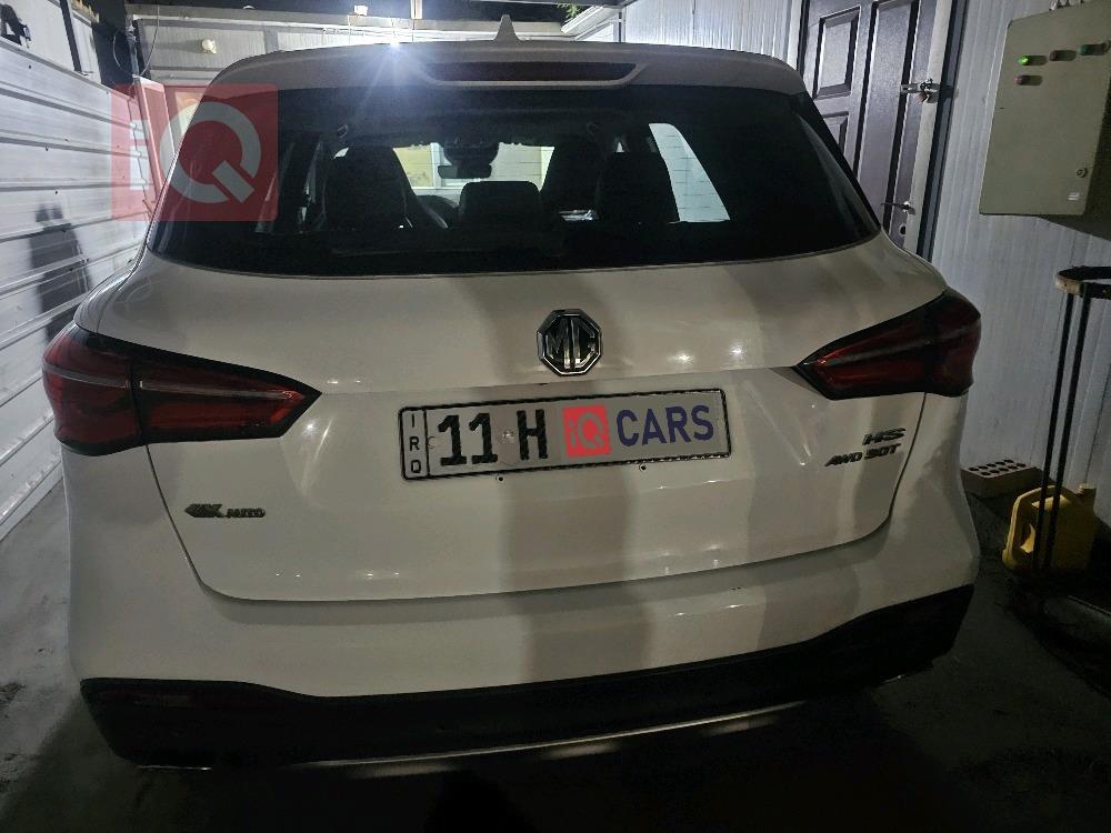 ام جي HS